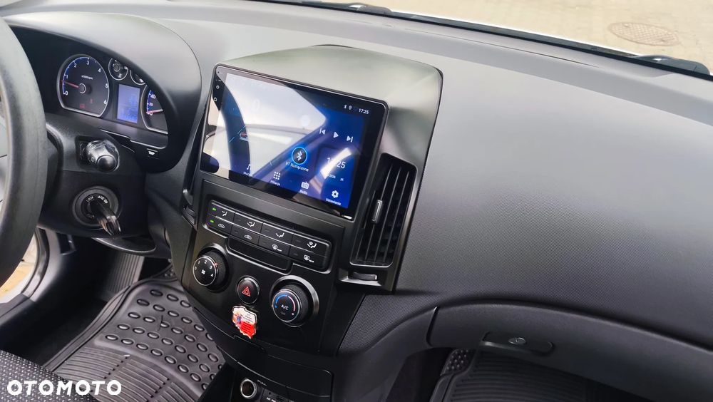Hyundai i30 blue 1.6 CRDi Premium - 36
