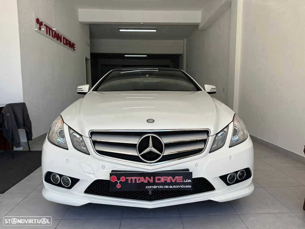 Mercedes-Benz E 220 CDi Avantgarde BlueEfficiency Auto - 2