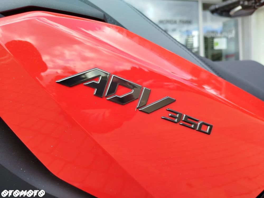 Honda ADV350 - 6