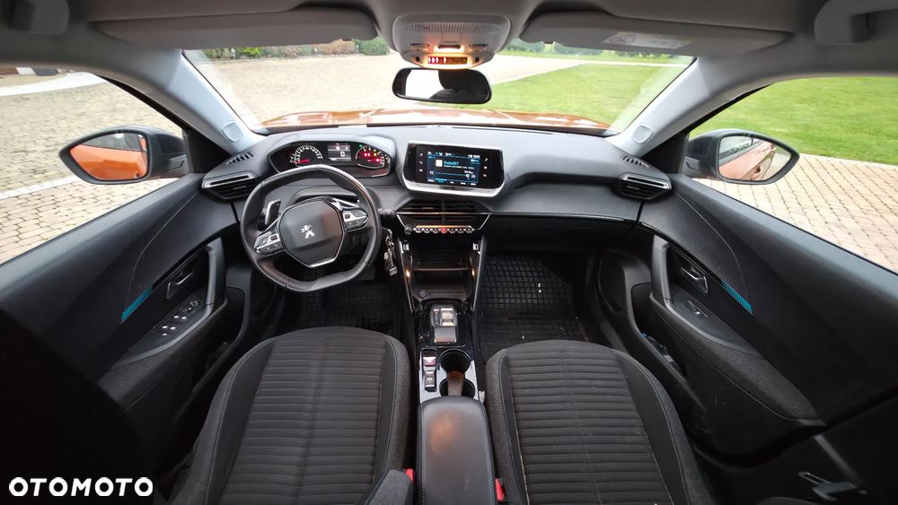 Peugeot 2008 1.2 PureTech Allure Pack S&S EAT8 - 9