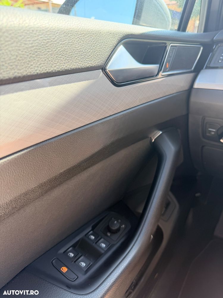 Volkswagen Passat 1.5 TSI ACT DSG Comfortline - 10