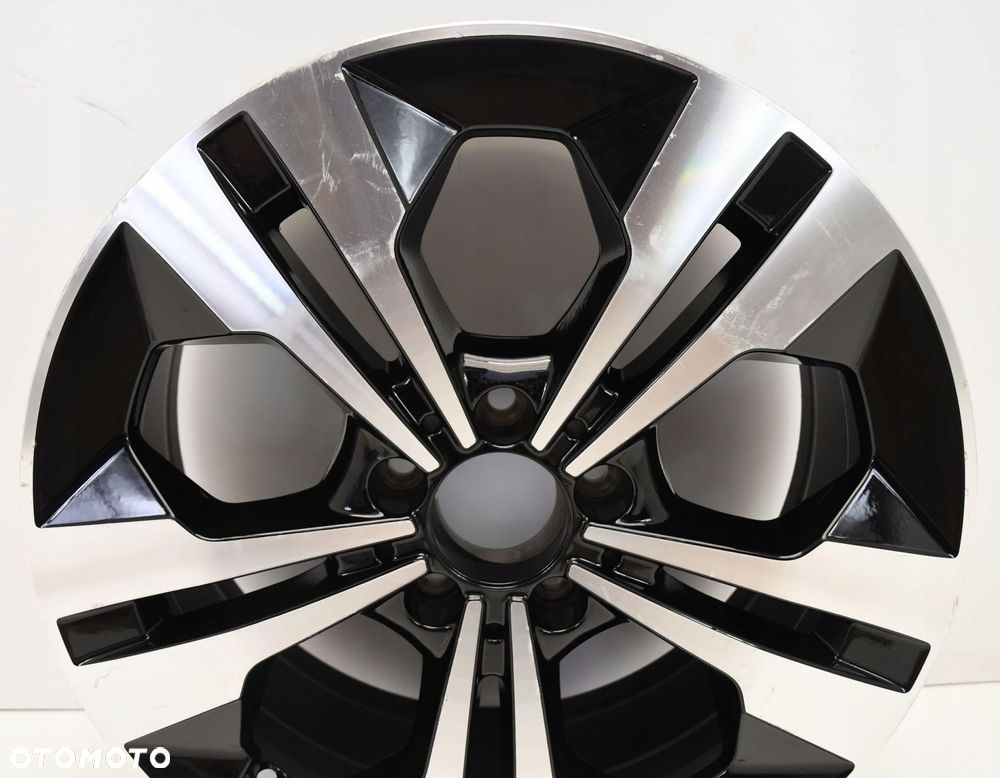 MERCEDES B KLASA W247 FELGA A2474012900 18'' CALI - 2