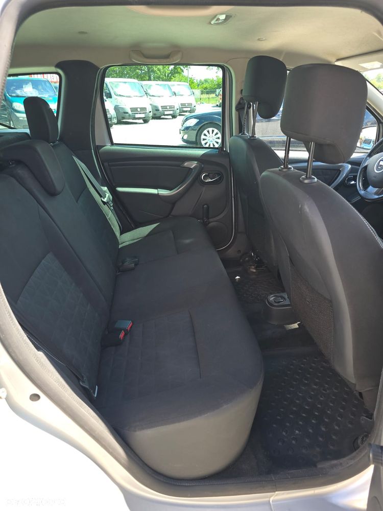 Dacia Duster 1.6 Blackstorm - 10