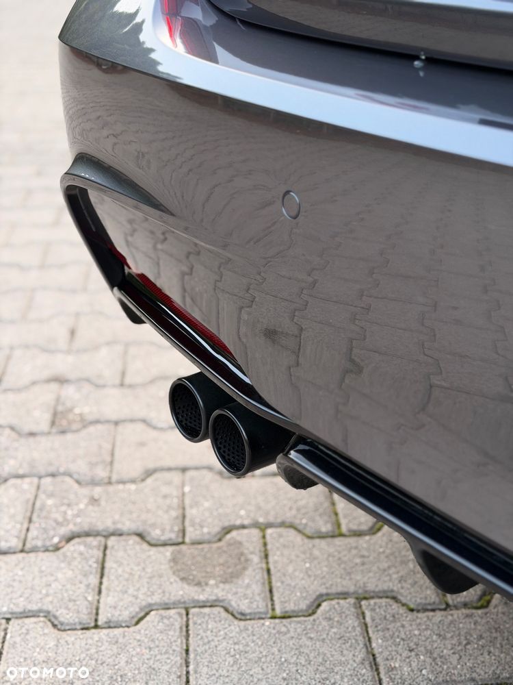 BMW Seria 3 320i xDrive M Sport - 11