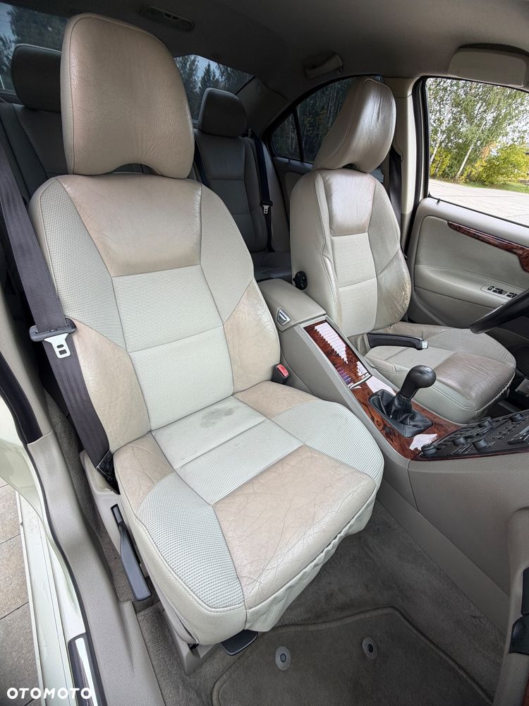 Volvo S60 2.4D5 Momentum - 18