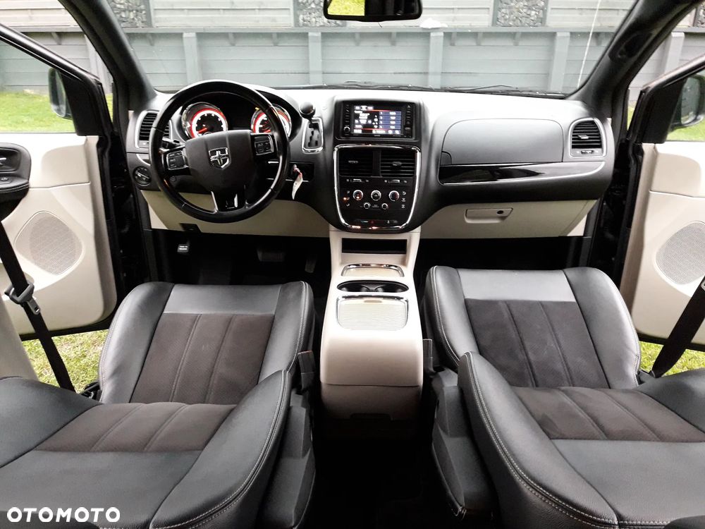 Chrysler Voyager - 37