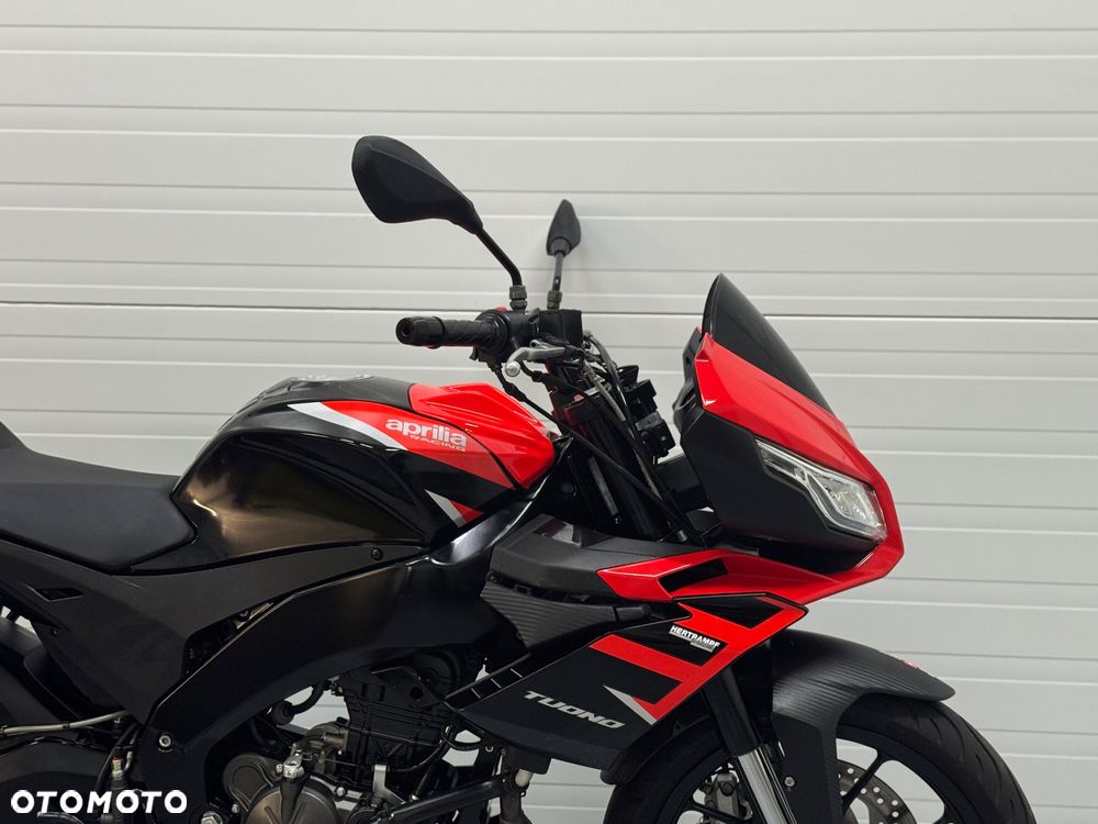 Aprilia Tuono - 6