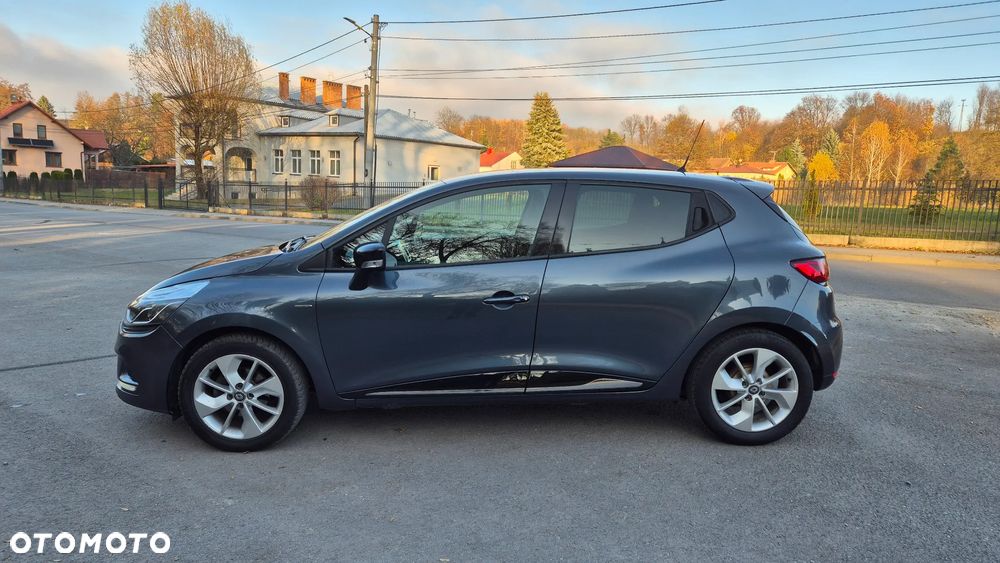 Renault Clio 0.9 TCe Limited - 16