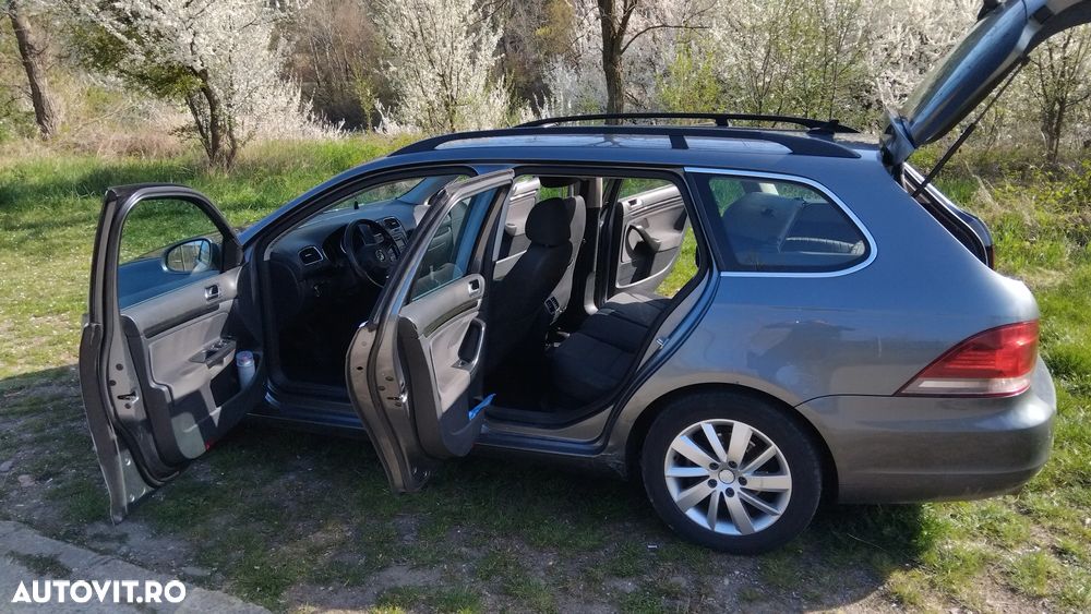 Volkswagen Golf 2.0 TDI Comfortline - 11