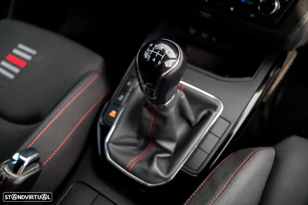 SEAT Arona 1.0 TSI FR - 32