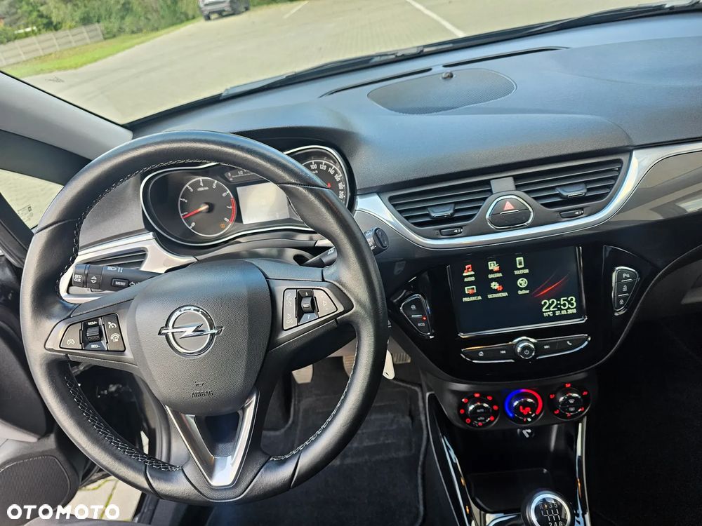 Opel Corsa 1.4 16V Cosmo - 15
