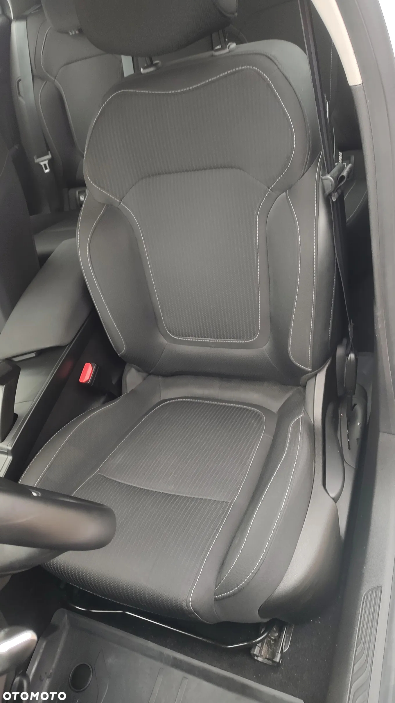Renault Megane 1.3 TCe FAP Zen - 27