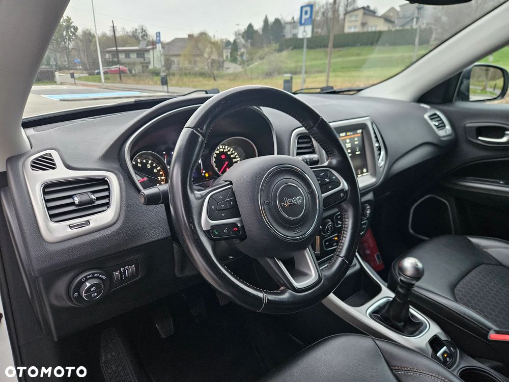 Jeep Compass 1.4 TMair Longitude FWD S&S - 23