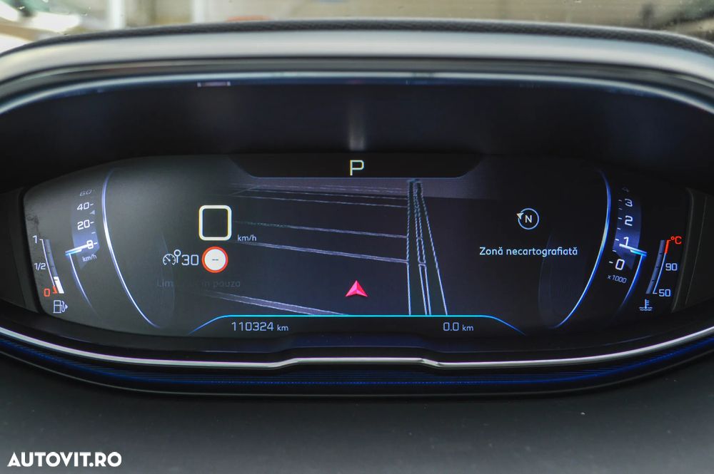 Peugeot 3008 BlueHDi 130 Stop & Start EAT8 Active - 8