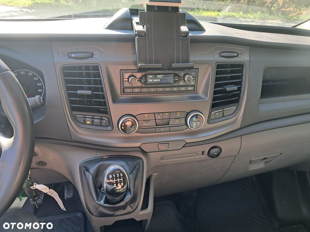 Ford Transit Custom - 8