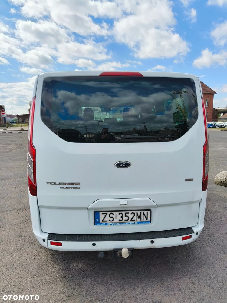 Ford Tourneo Custom 300 L2H1 VA Titanium - 7