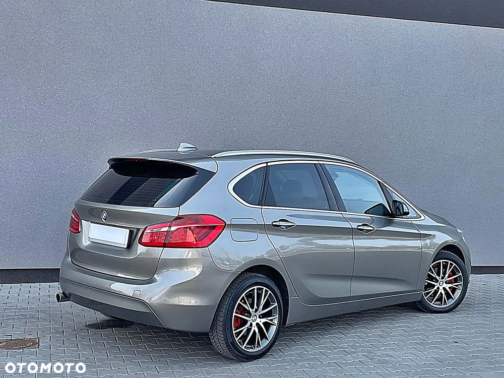 BMW Seria 2 218i Luxury Line - 10