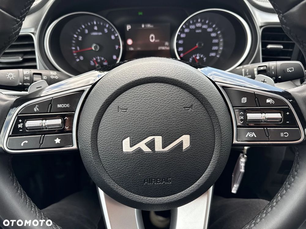 Kia Ceed 1.5 T-GDI M DCT - 22