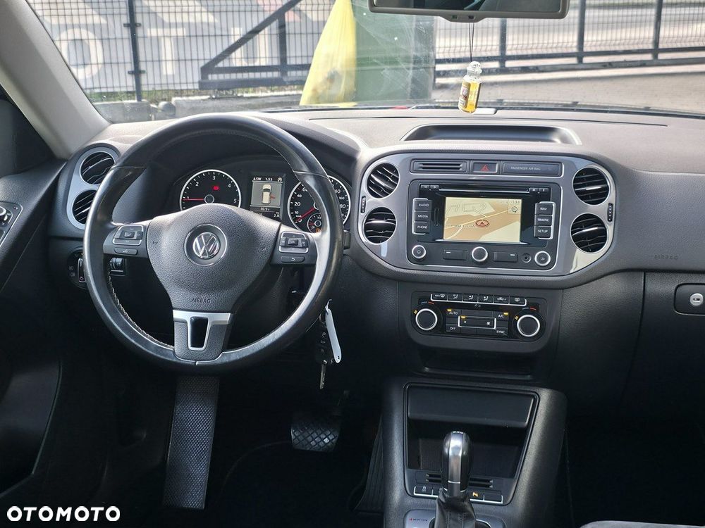 Volkswagen Tiguan - 13