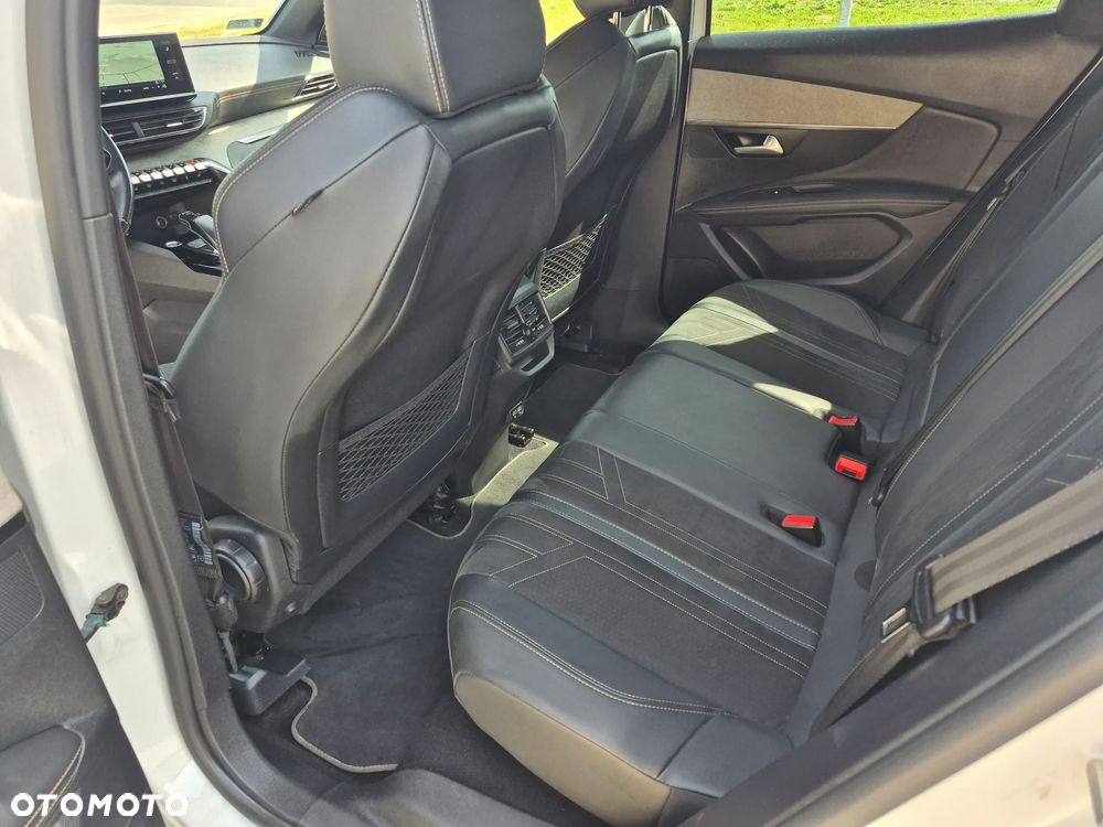 Peugeot 3008 1.2 PureTech GT S&S EAT8 - 11