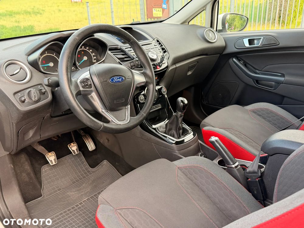 Ford Fiesta 1.6 TDCi Silver X - 16