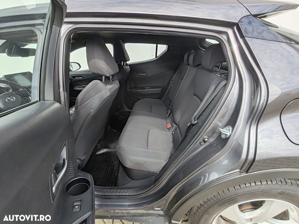 Toyota C-HR 1.8 HSD 4x2 CVT C-ult - 6