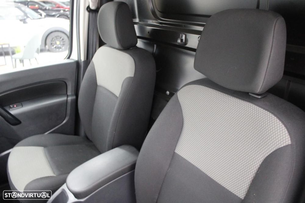 Renault Kangoo 33kWh IVA DEDUTIVEL - 9