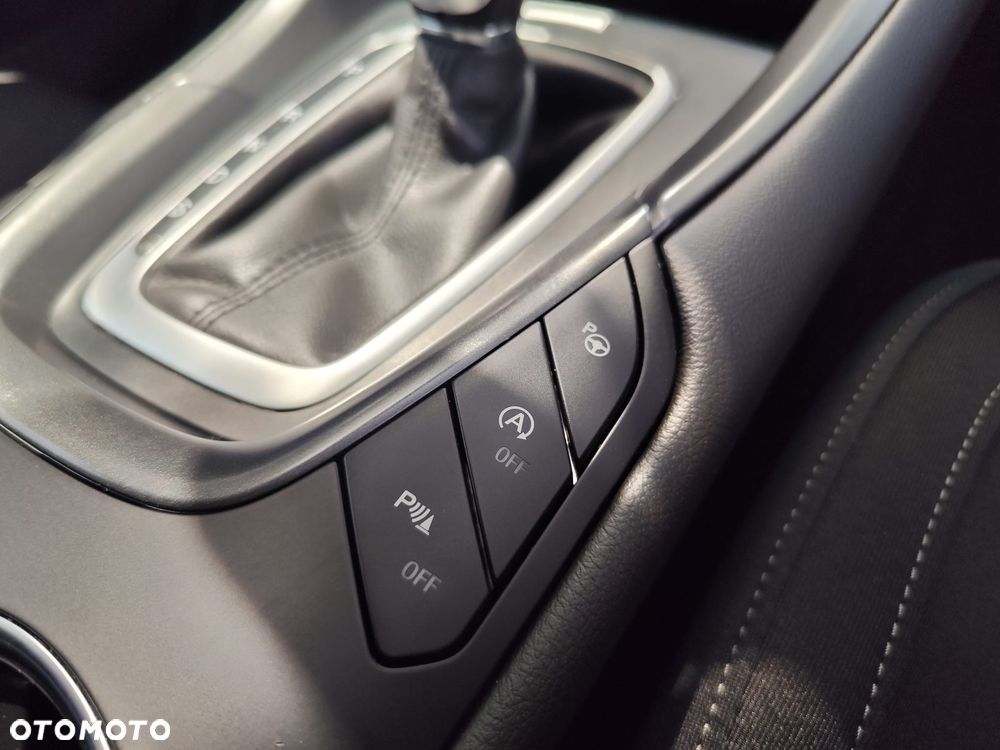 Ford Mondeo - 28