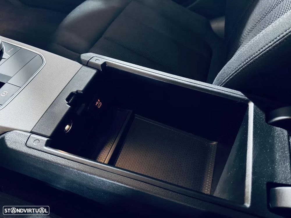 BMW 330 e Touring Aut. Sport Line - 38