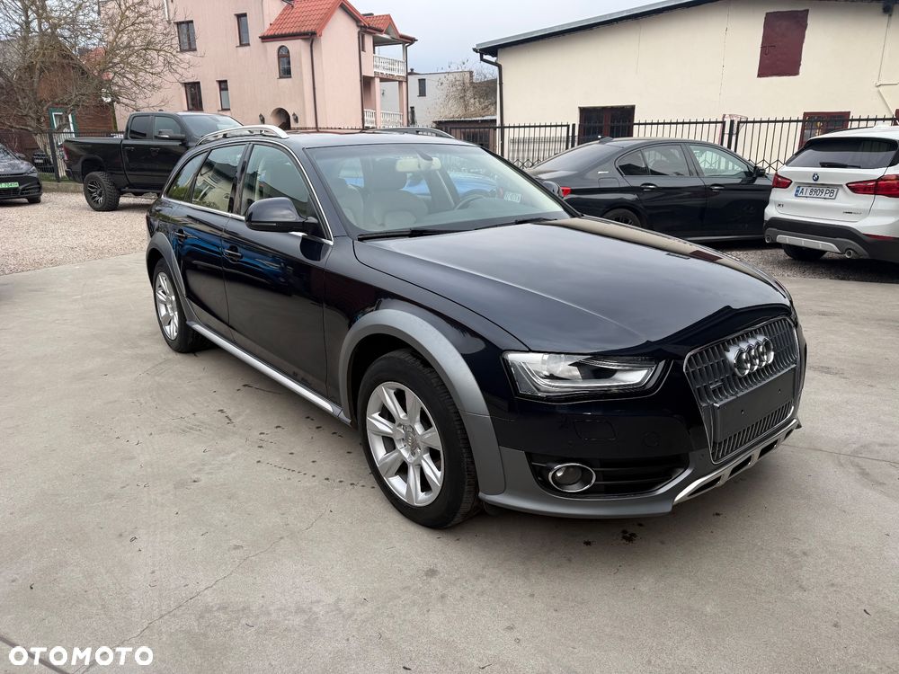 Audi A4 Allroad - 1