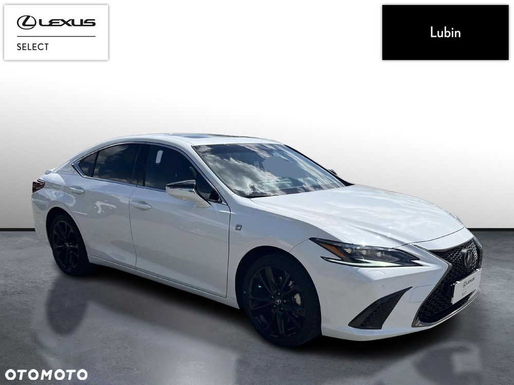Lexus ES - 7