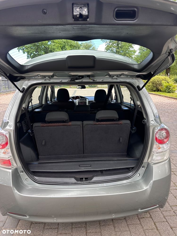 Toyota Verso 2.0 D-4D Executive - 22