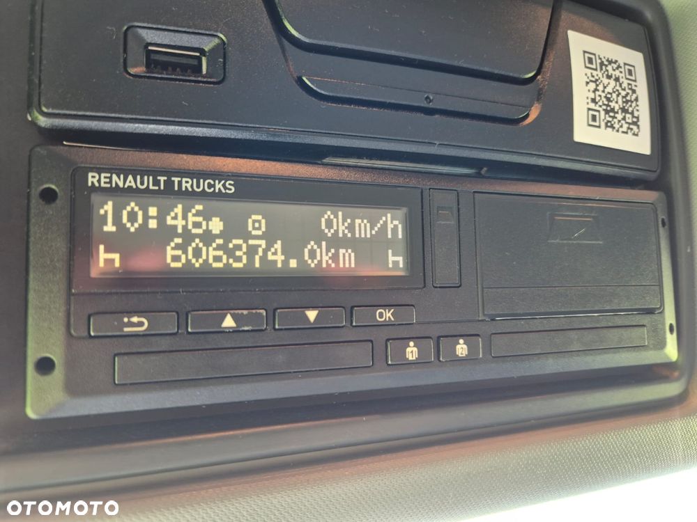 Renault T480 - 9