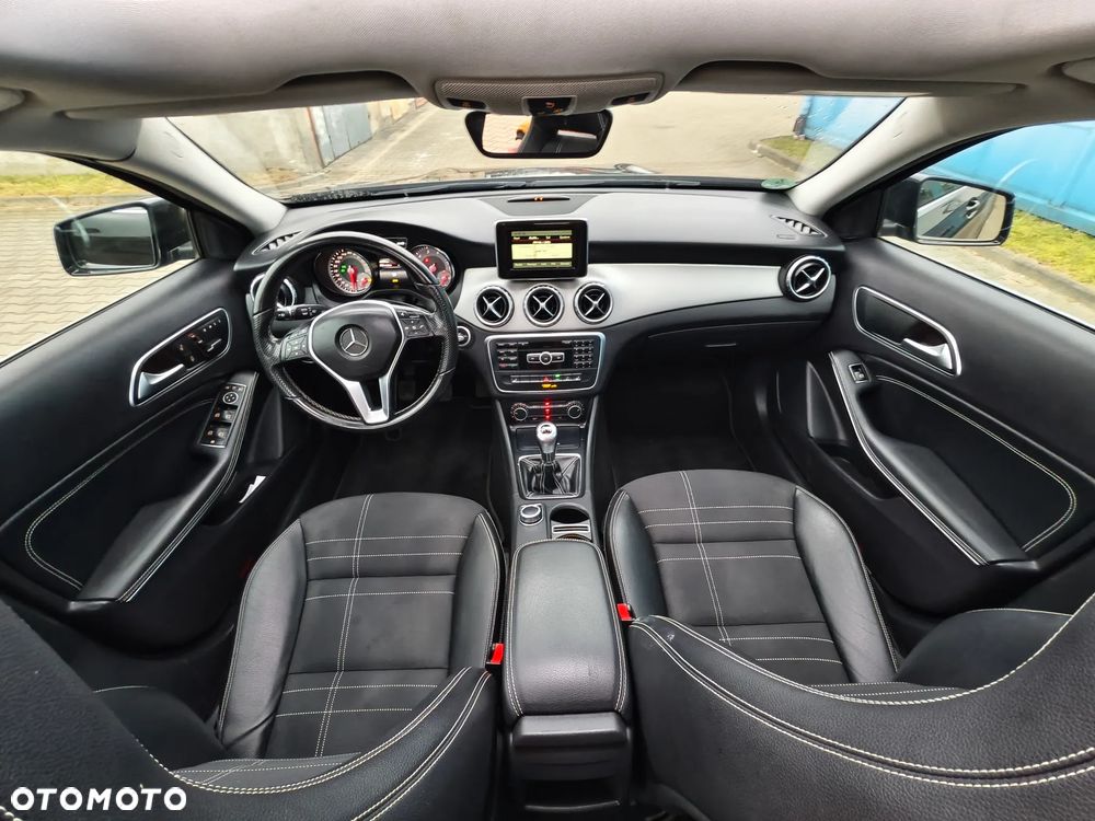 Mercedes-Benz GLA 200 Edition 1 - 8