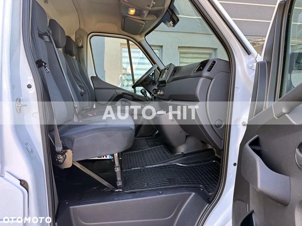 Renault Master - 18