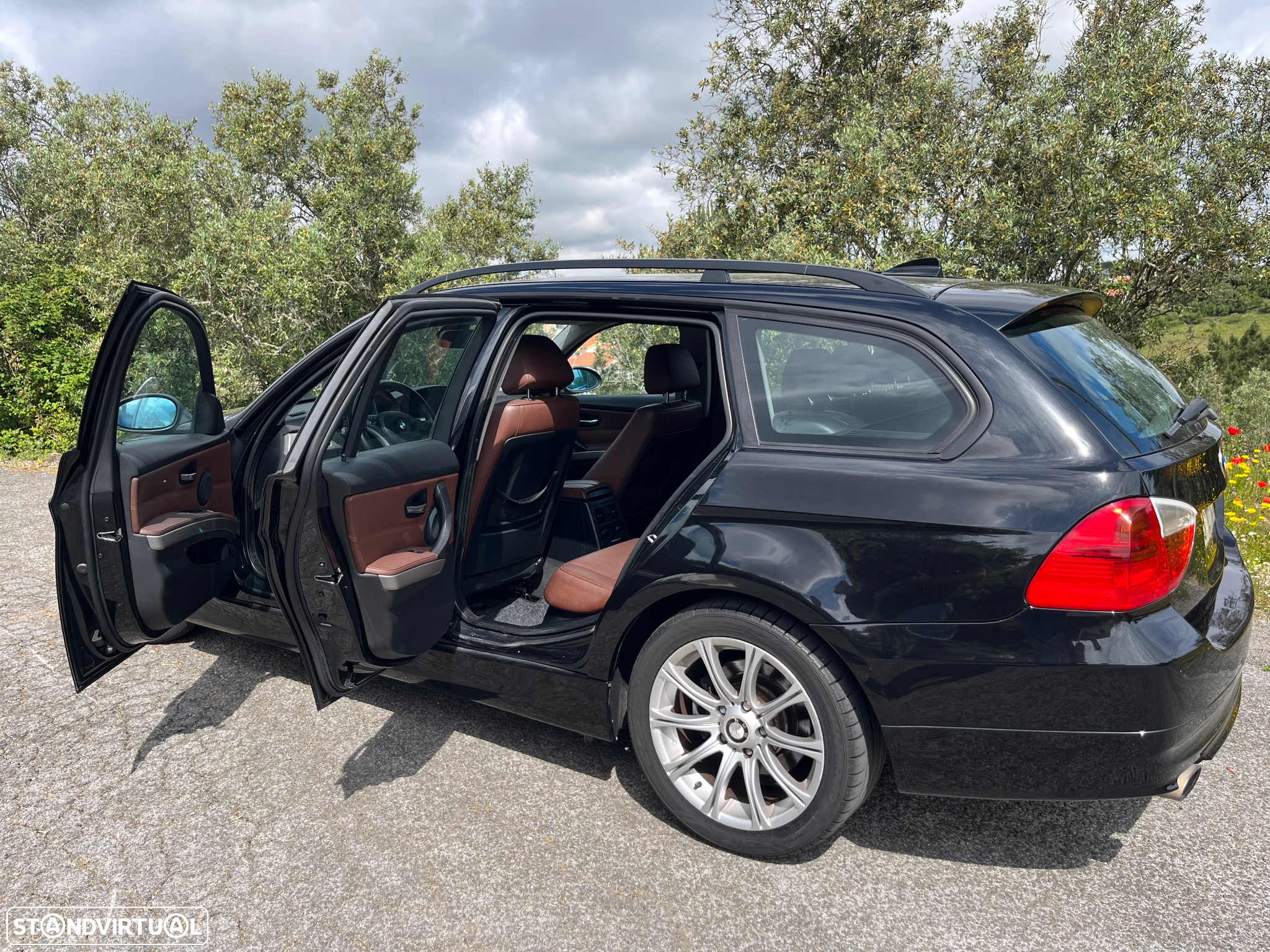 BMW 320 d Touring Auto - 12