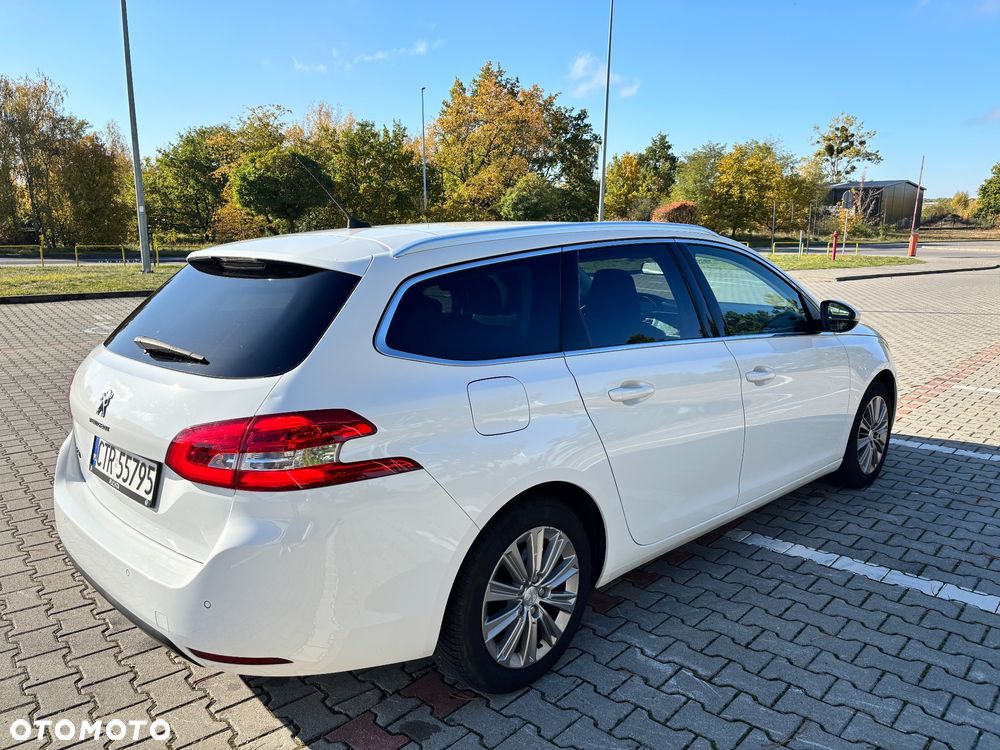 Peugeot 308 1.5 BlueHDi Allure S&S EAT8 - 8