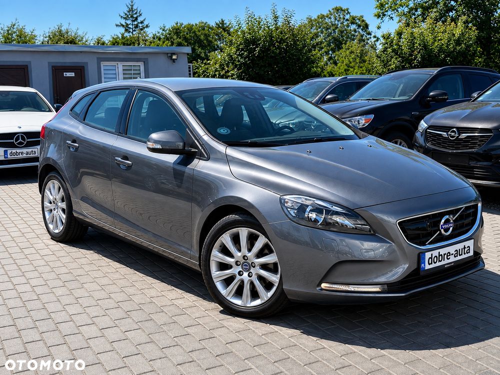Volvo V40 T3 Momentum - 2