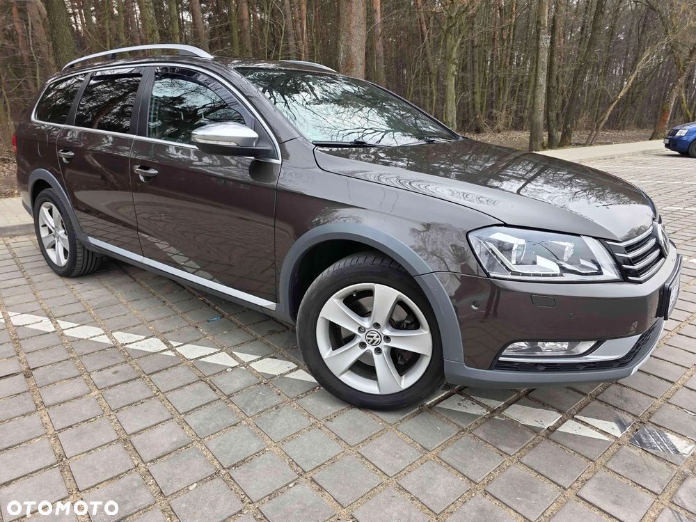 Volkswagen Passat Alltrack 2.0 TDI 4Motion DSG BlueMotion Tec - 6