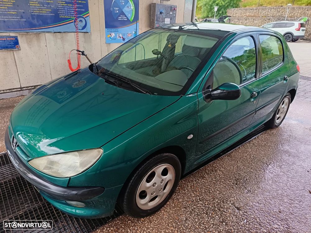 Peugeot 206 1.1 XR - 3
