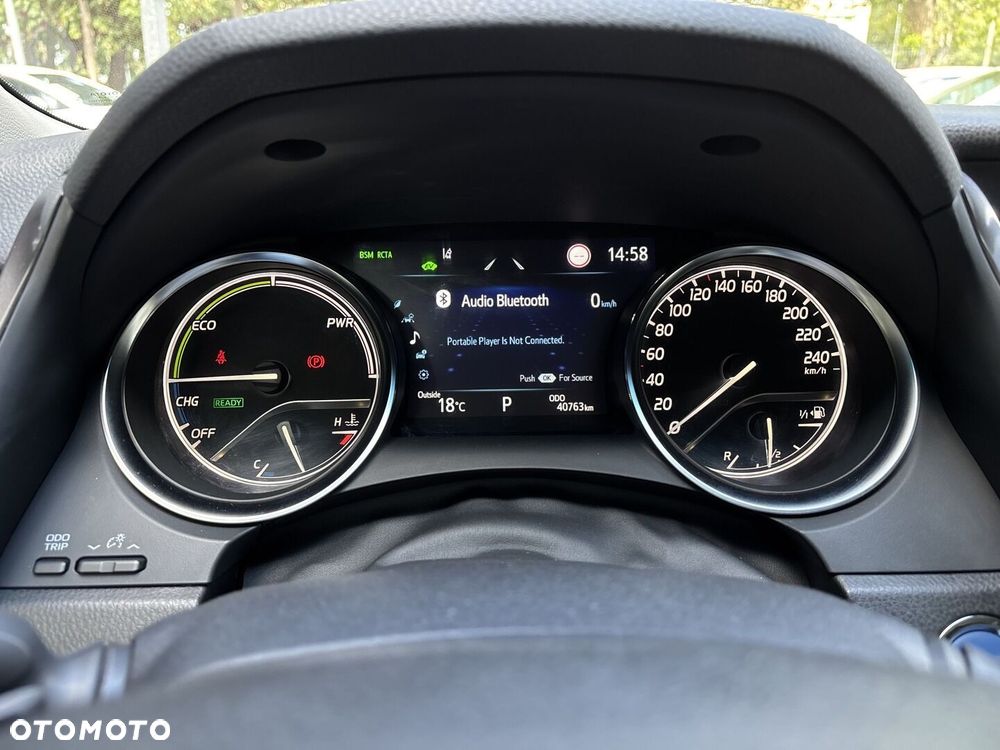 Toyota Camry 2.5 Hybrid Executive CVT - 14