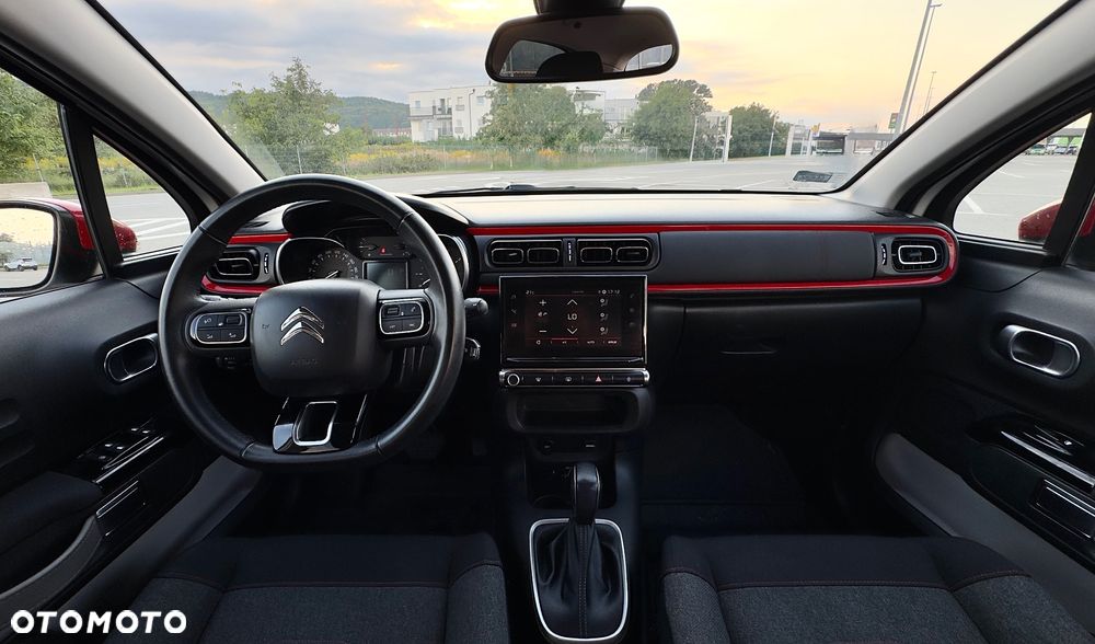 Citroën C3 1.2 PureTech Shine EAT6 - 8