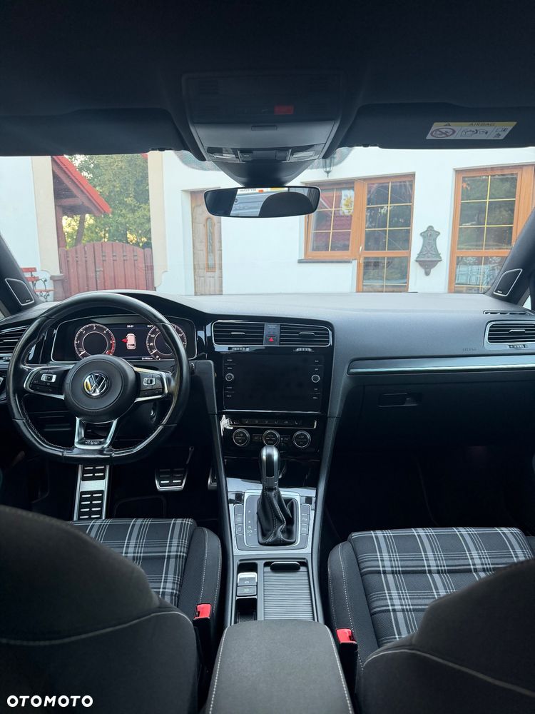 Volkswagen Golf 2.0 TDI BMT GTD DSG - 24