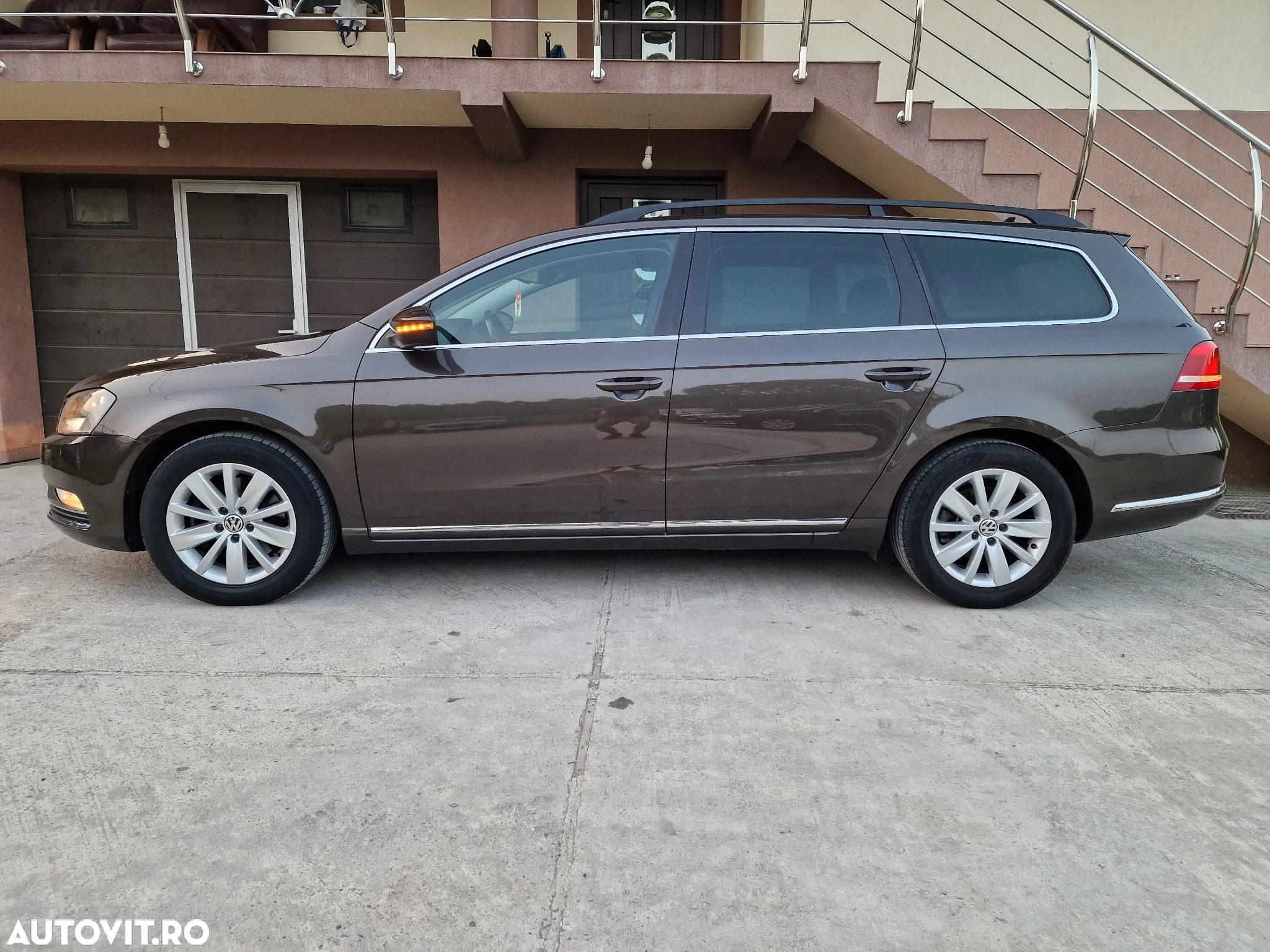 Volkswagen Passat - 38