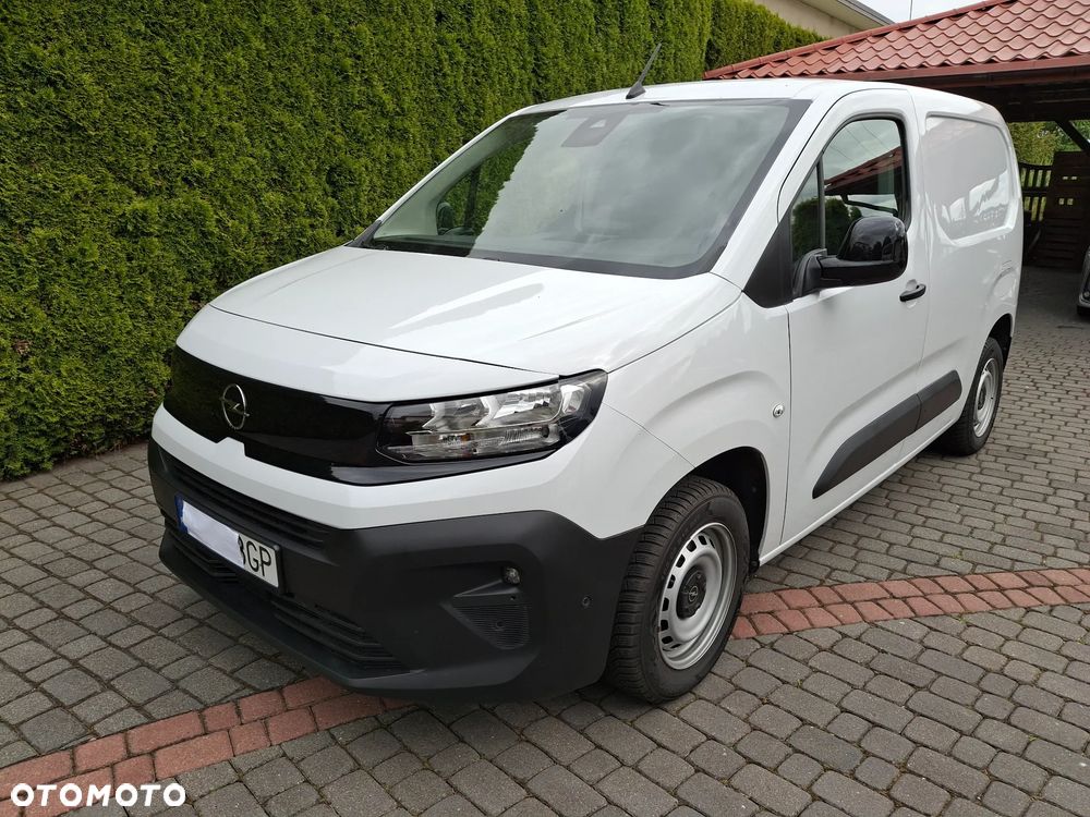 Opel Combo 2025 r 1.2 Pure Tech 110 KM Salon PL - 4
