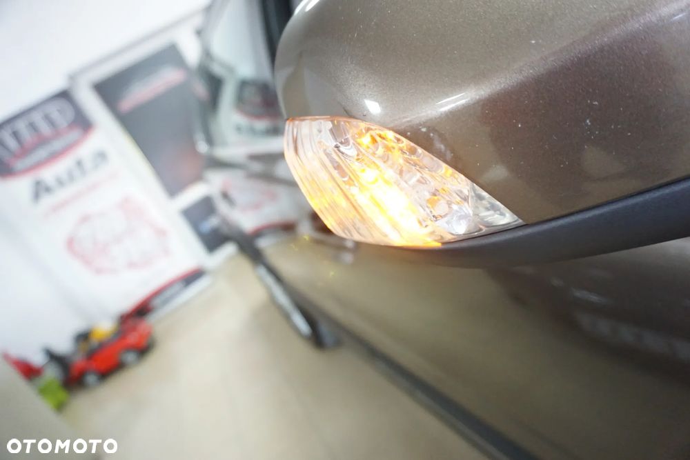 Volvo XC 70 D4 Geartronic Kinetic - 14