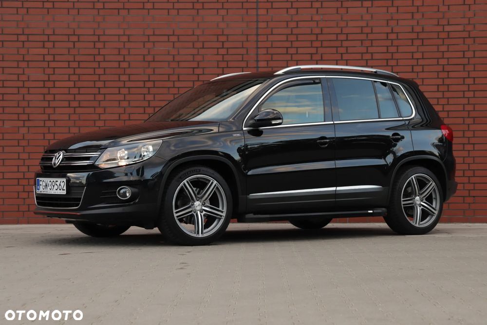 Volkswagen Tiguan 2.0 TDI SCR BlueMotion Technology Lounge Sport & Style - 4