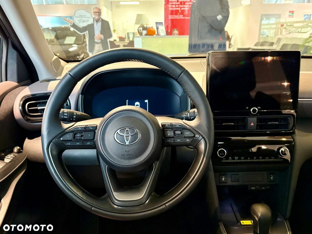 Toyota Yaris Cross Hybrid 1.5 Executive - 7