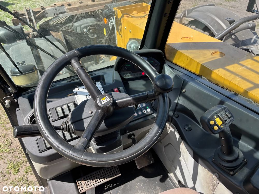 Caterpillar TH337C - 30