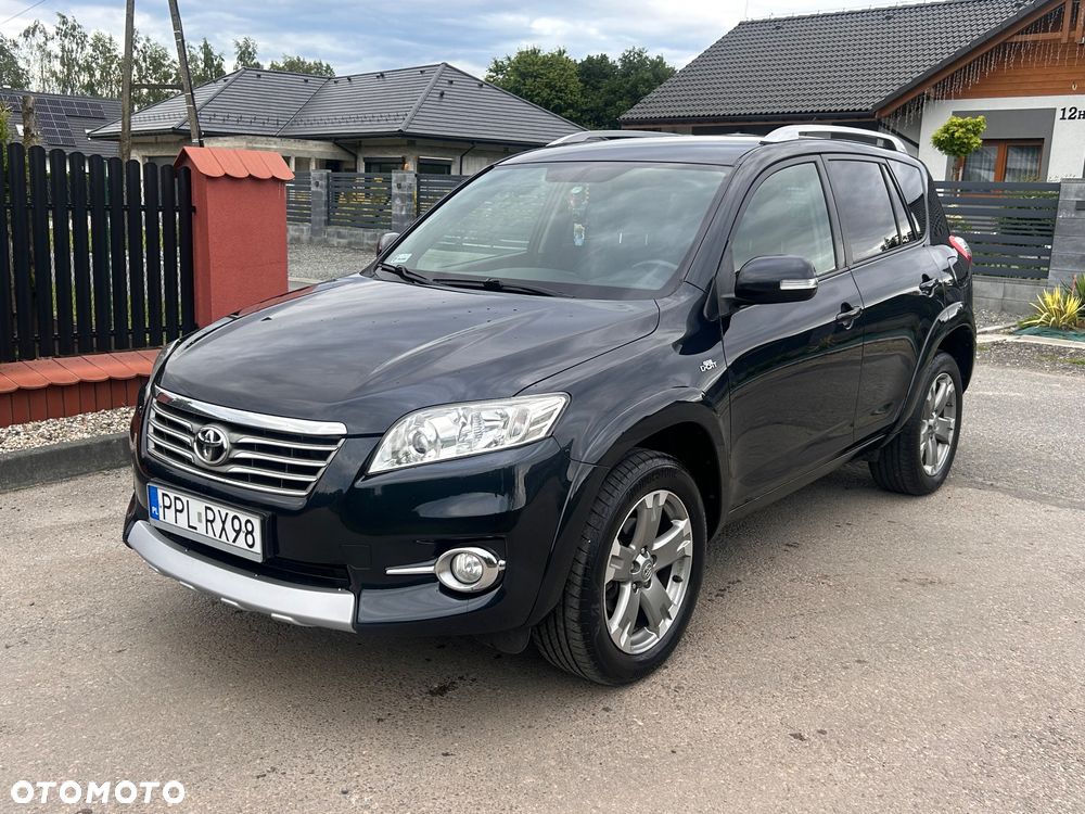 Toyota RAV4 2.2 D-4D 4x4 Automatik Travel